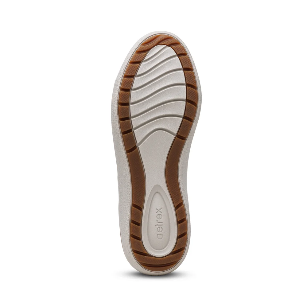 CA106W COURTNEY TAUPE*