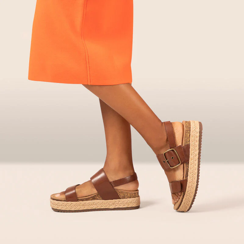 CP101W VANIA WALNUT